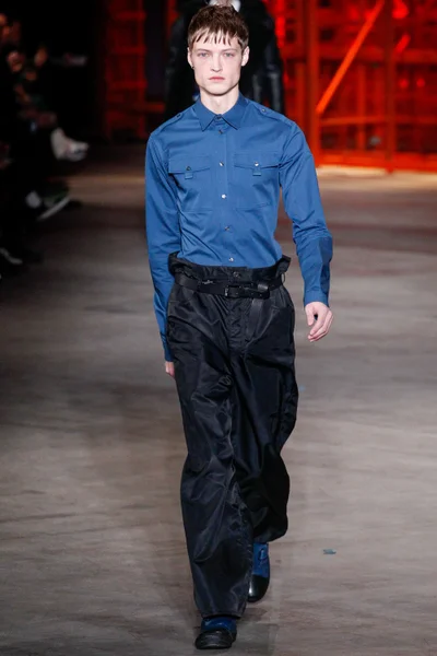 Look 21